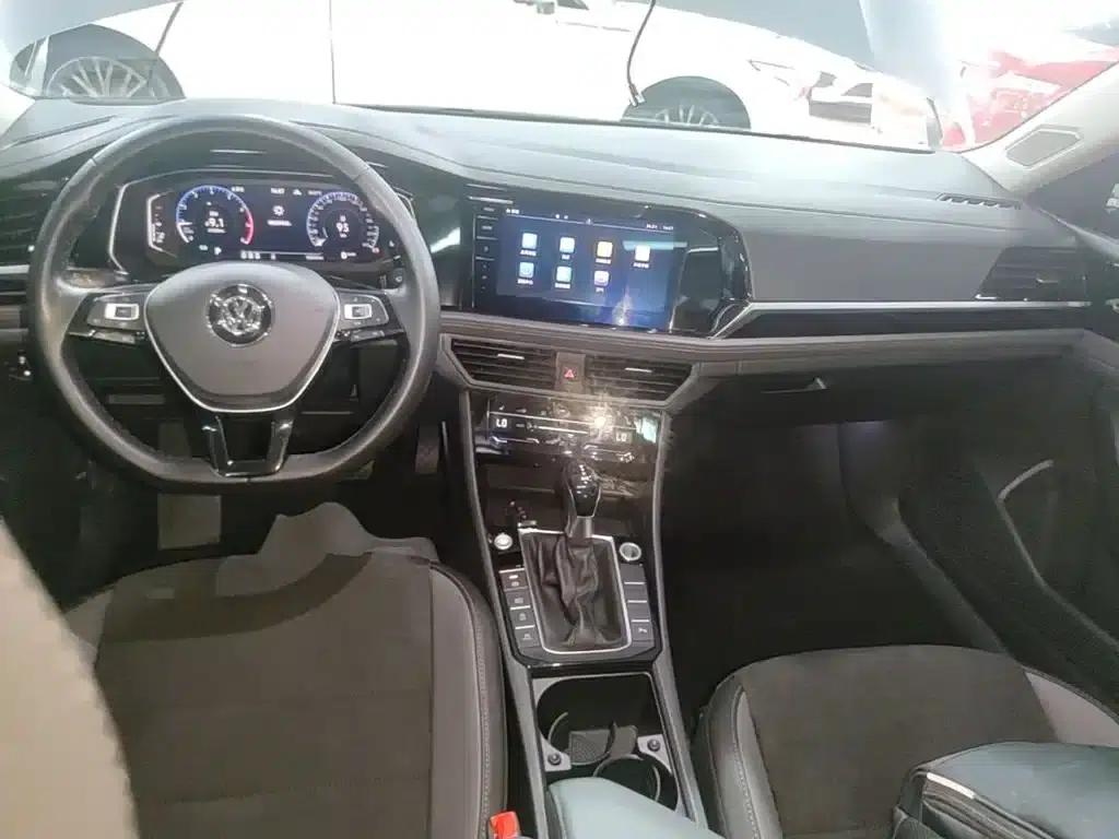 2021 Volkswagen Sagitar 280TSI DSG Luxury Intelligent Edition — миниатюра 10