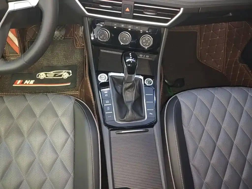 2024 Volkswagen Sagitar 300TSI DSG Super Edition — миниатюра 14