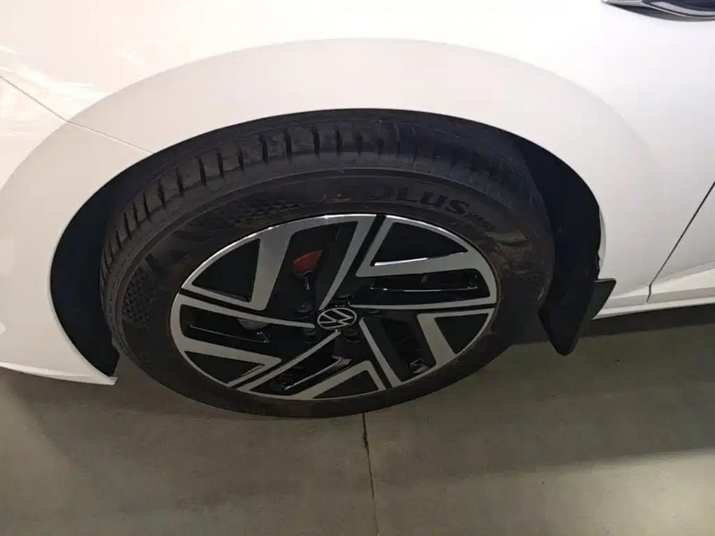 2024 Volkswagen Sagitar 300TSI DSG Super Edition — миниатюра 23