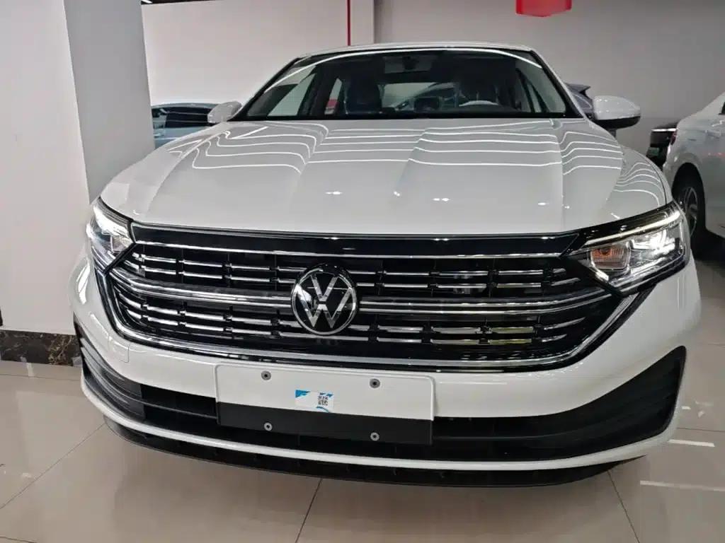 2025 Volkswagen Sagitar Facelift 200TSI DSG Flying Edition — миниатюра 3