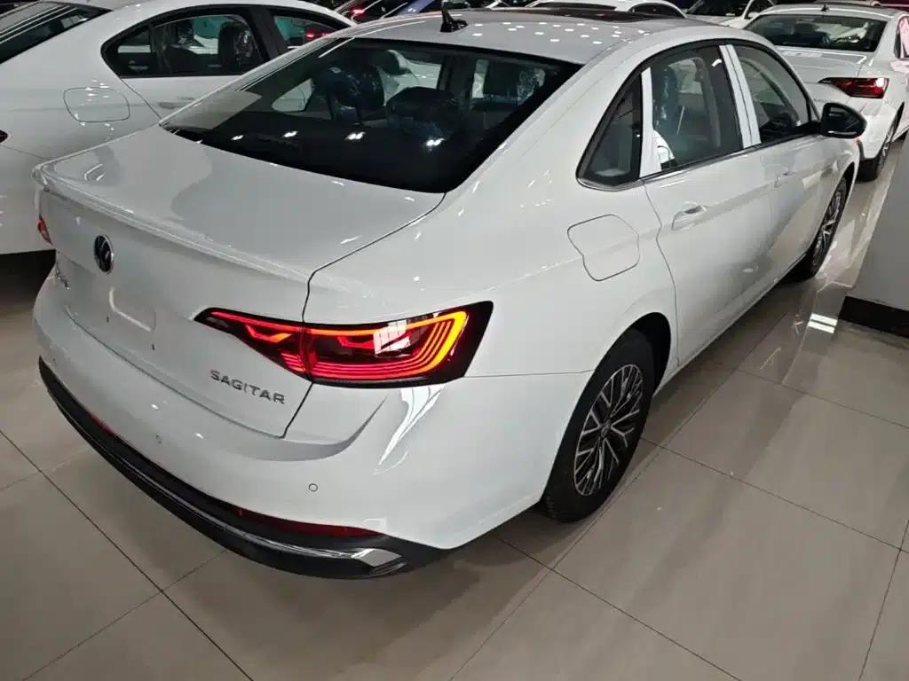 2025 Volkswagen Sagitar Facelift 200TSI DSG Flying Edition — миниатюра 7