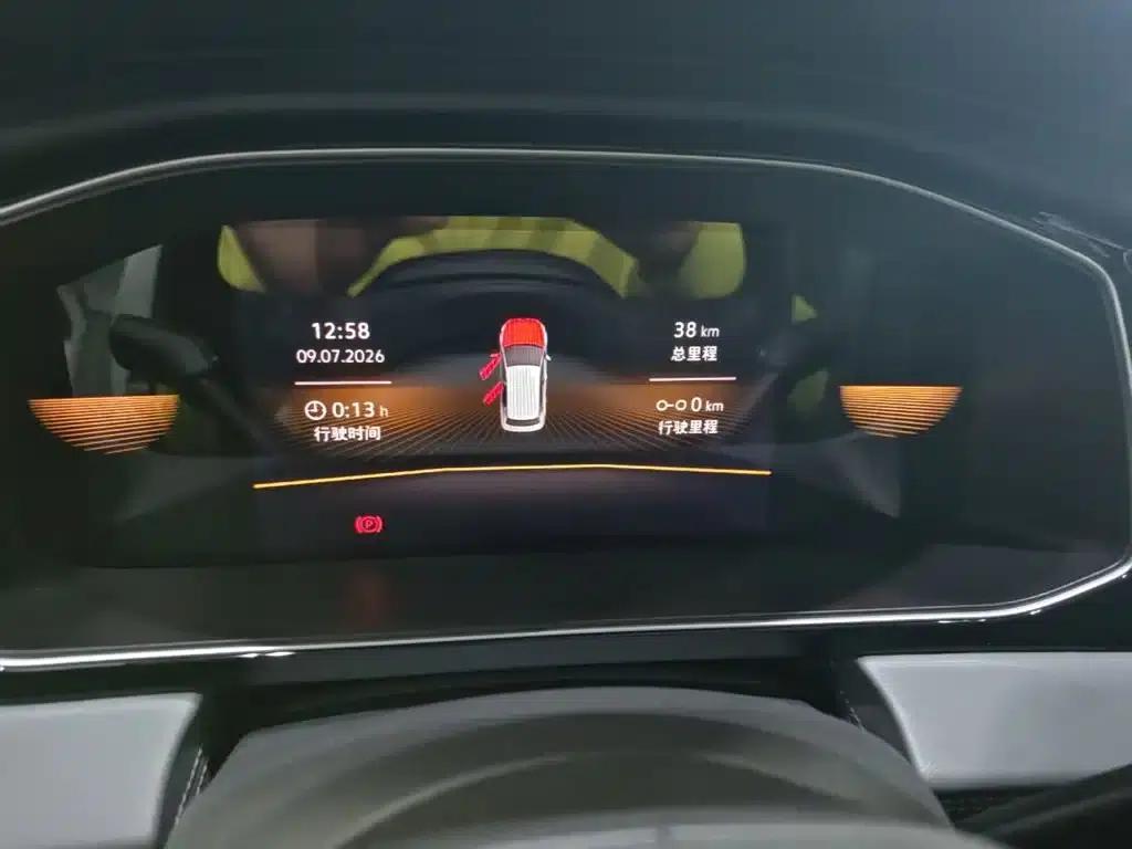 2025 Volkswagen Sagitar Facelift 200TSI DSG Flying Edition — миниатюра 12