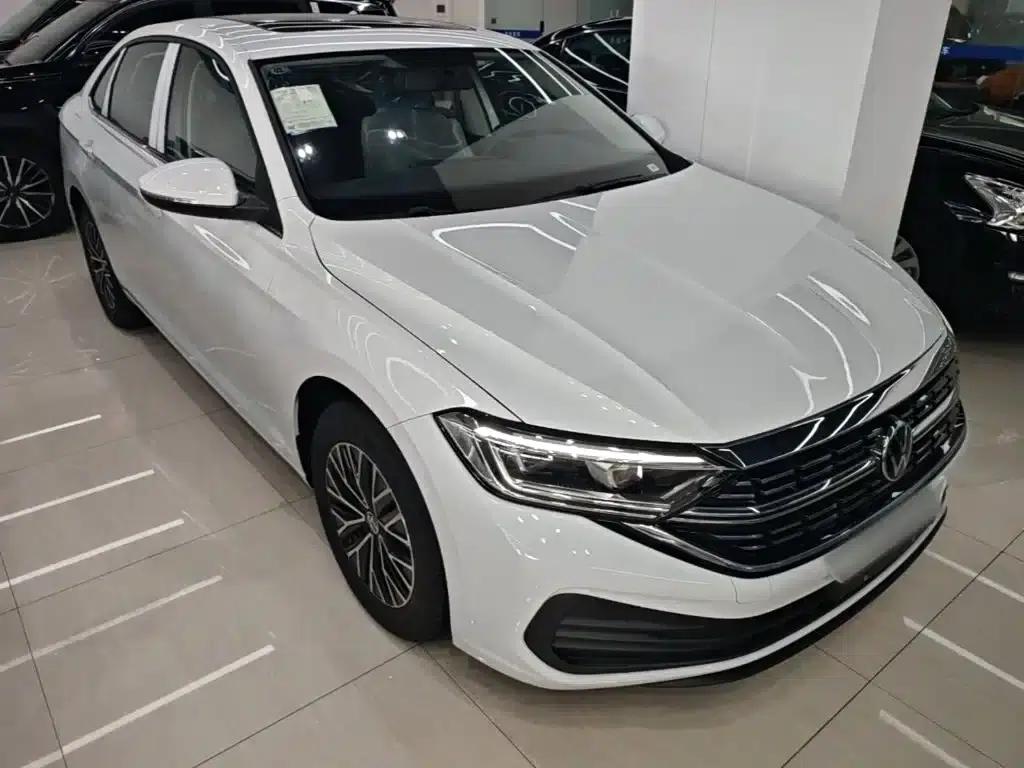 2025 Volkswagen Sagitar Facelift 200TSI DSG Flying Edition — миниатюра 4