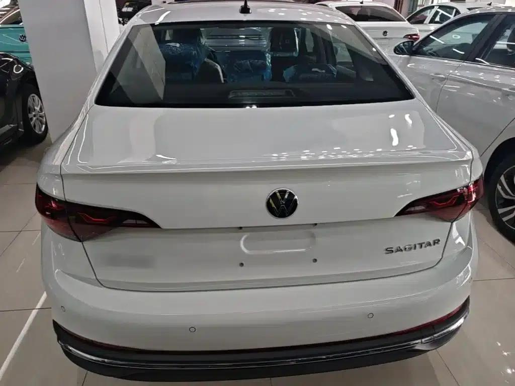 2025 Volkswagen Sagitar Facelift 200TSI DSG Flying Edition — миниатюра 6