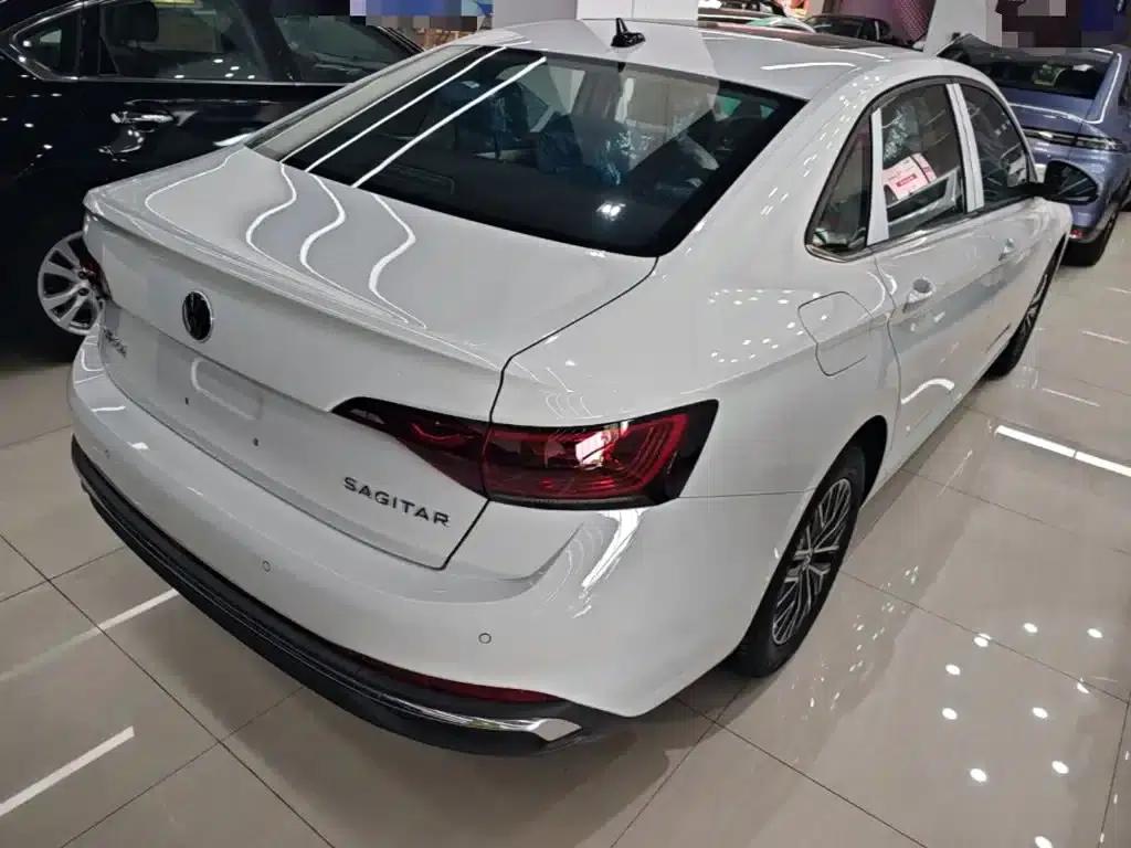 2025 Volkswagen Sagitar Facelift 200TSI DSG Flying Edition — миниатюра 7