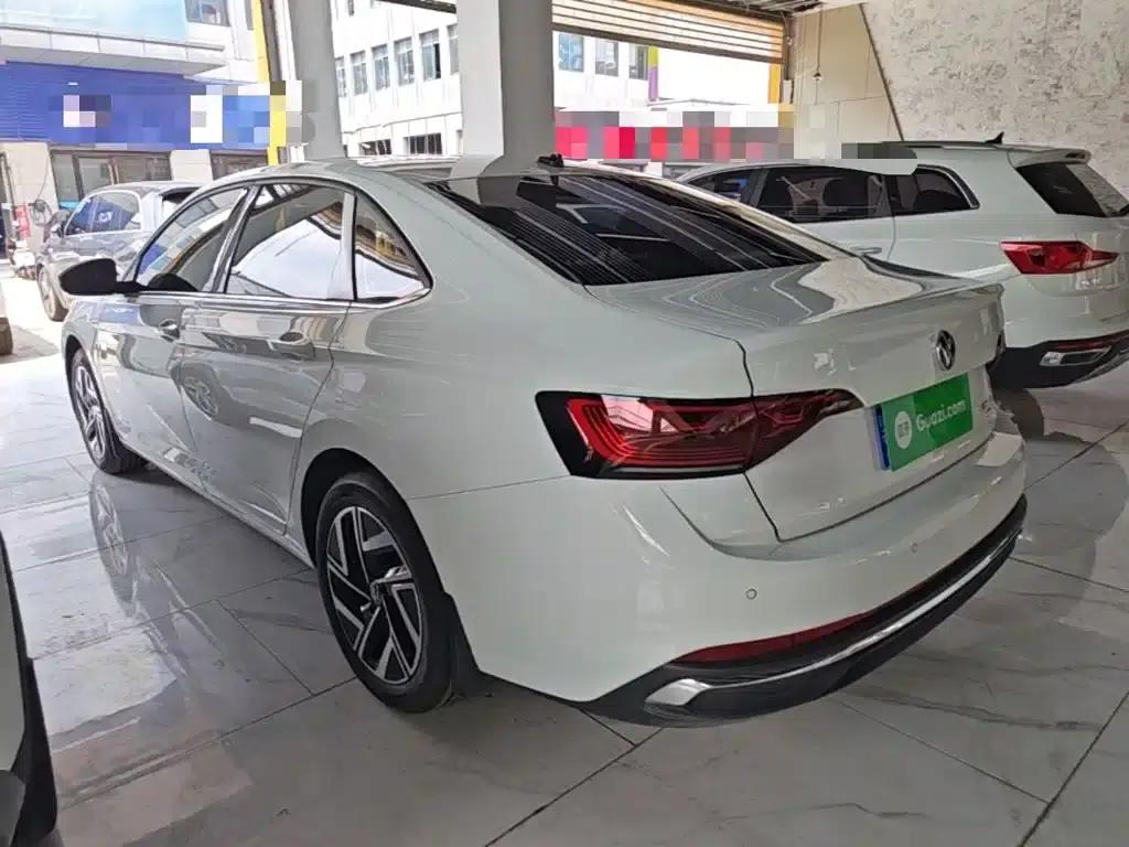 2025 Volkswagen Sagitar Facelift 300TSI DSG Flying Edition — миниатюра 5