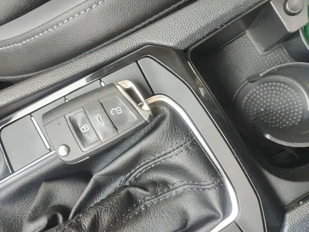 2020 Volkswagen Sagitar 200TSI DSG Comfort Model (China VI Emission Standard) — миниатюра 9