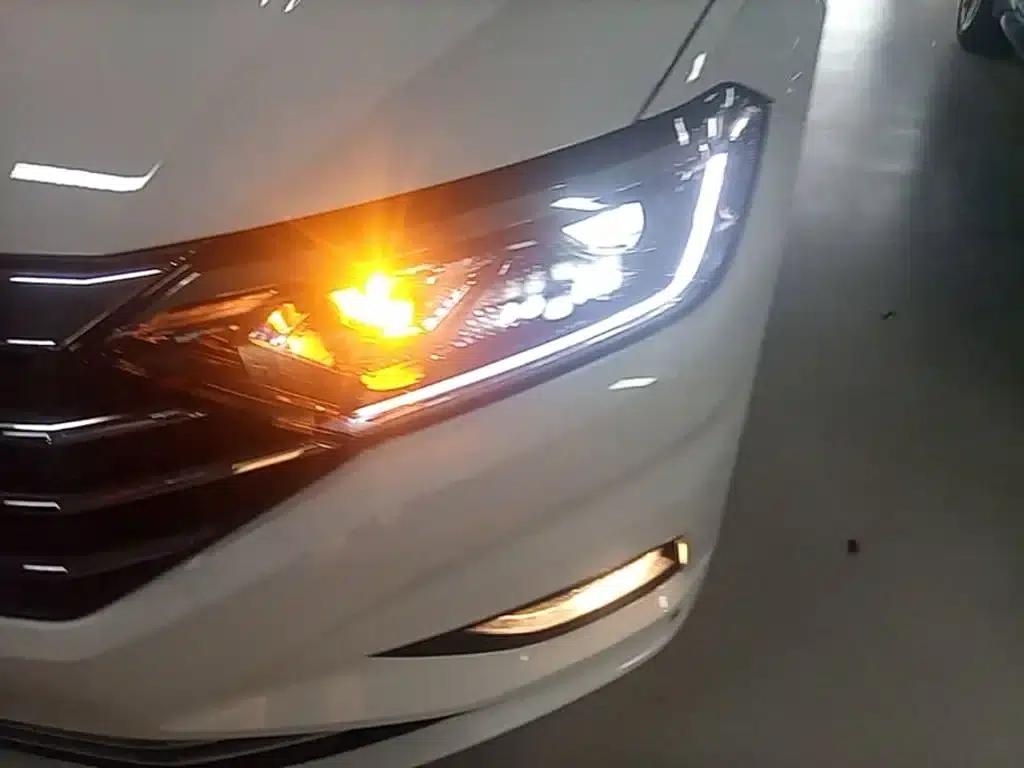 2019 Volkswagen Sagitar 280TSI DSG Comfort Model (China VI Emission Standard) — миниатюра 24