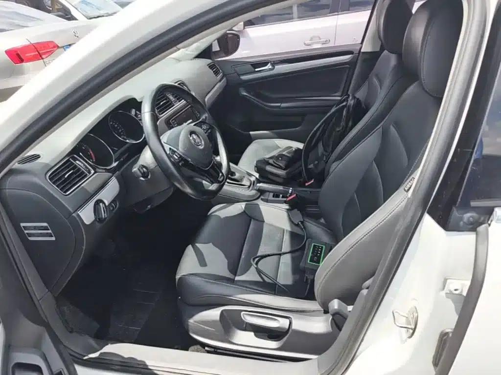 2017 Volkswagen Sagitar 1.6L Automatic Comfort Edition — миниатюра 15