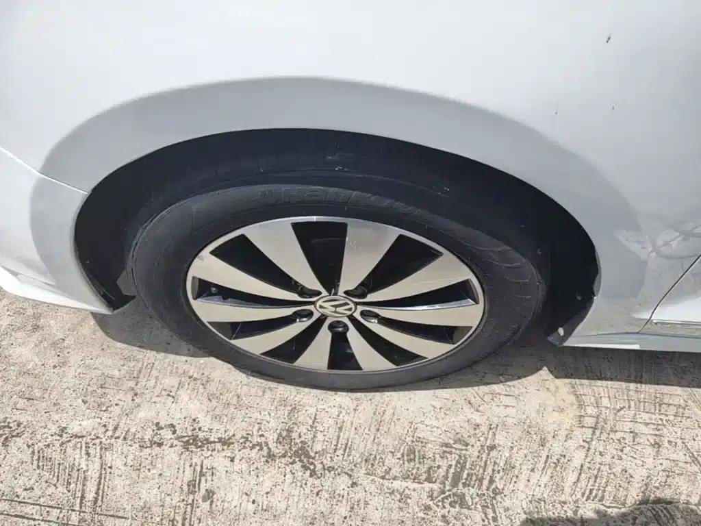 2017 Volkswagen Sagitar 1.6L Automatic Comfort Edition — миниатюра 23
