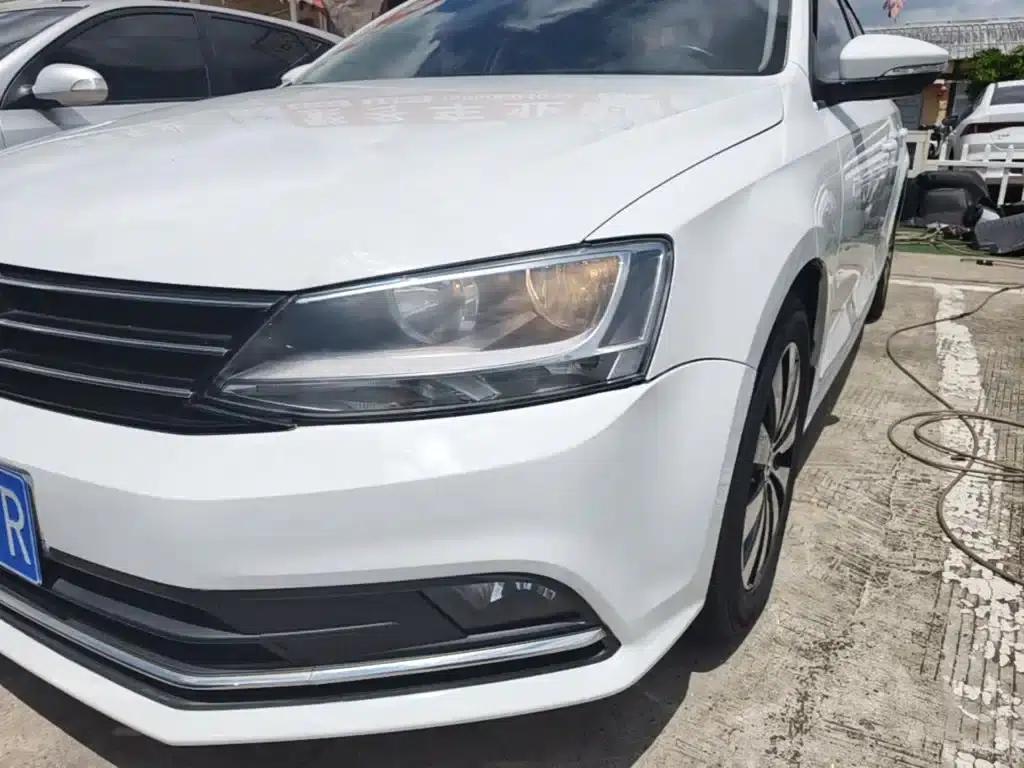 2017 Volkswagen Sagitar 1.6L Automatic Comfort Edition — миниатюра 24