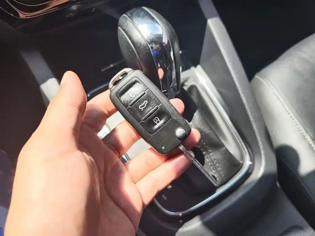 2017 Volkswagen Sagitar 1.6L Automatic Comfort Edition — миниатюра 9