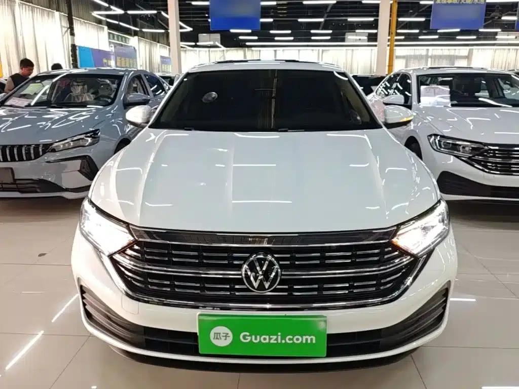 2024 Volkswagen Sagitar 200TSI DSG Flying Edition — миниатюра 3