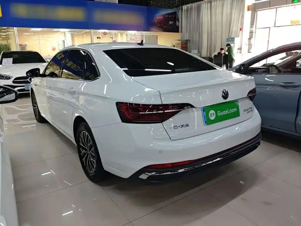 2024 Volkswagen Sagitar 200TSI DSG Flying Edition — миниатюра 5