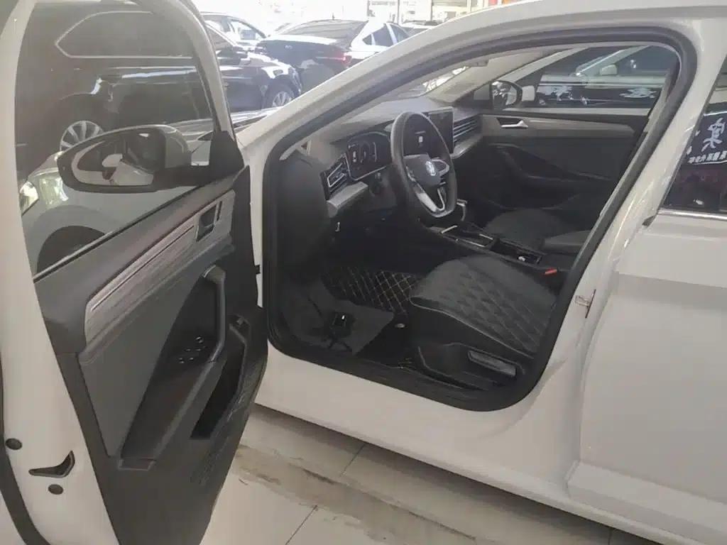 2024 Volkswagen Sagitar 300TSI DSG Super Edition — миниатюра 16