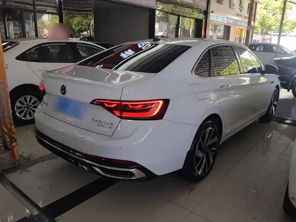 2024 Volkswagen Sagitar 300TSI DSG Super Edition — миниатюра 7