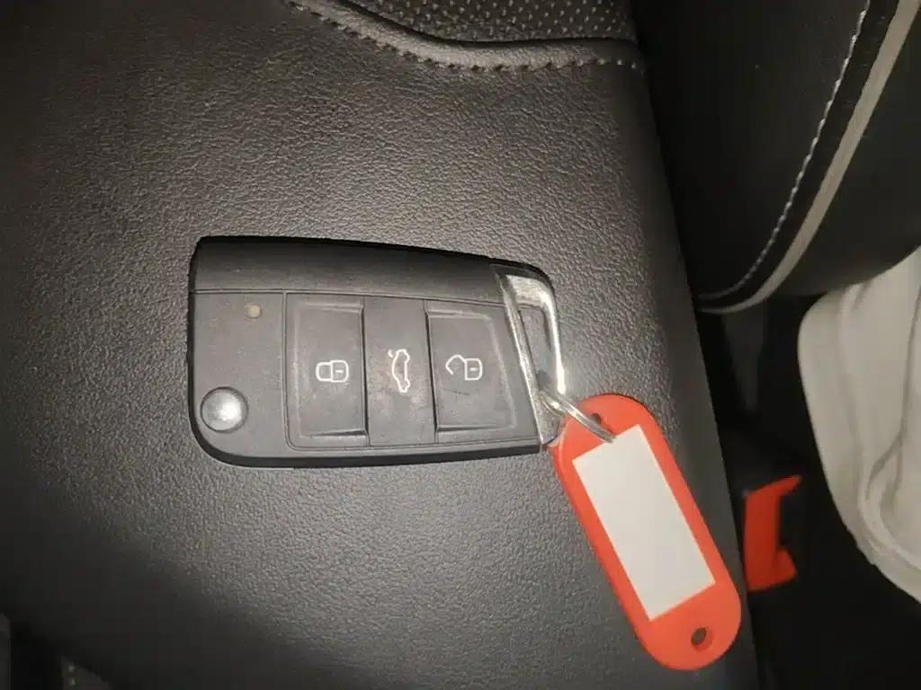 2024 Volkswagen Sagitar 300TSI DSG Super Edition — миниатюра 9