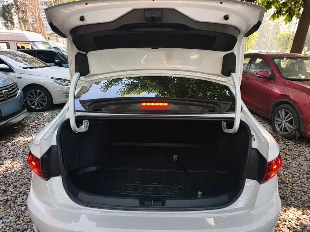 2019 Volkswagen Sagitar 280TSI DSG Comfort Model (China VI Emission Standard) — миниатюра 19