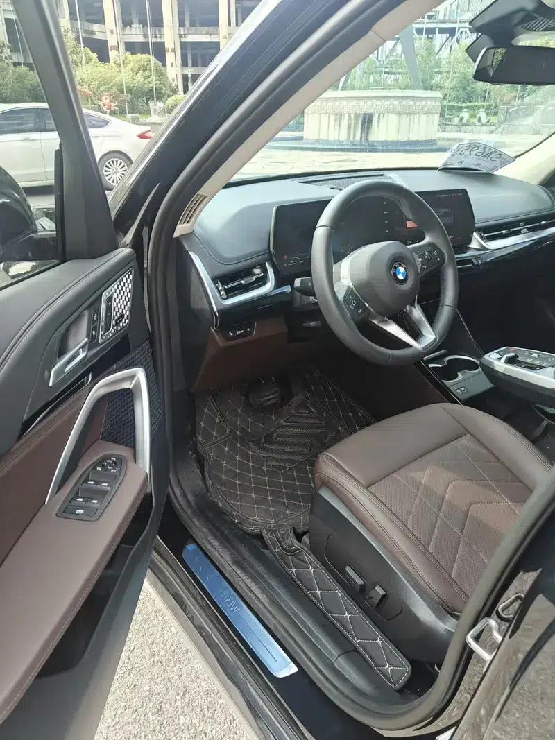BMW X1 2025 sDrive25Li X Design Package — миниатюра 8