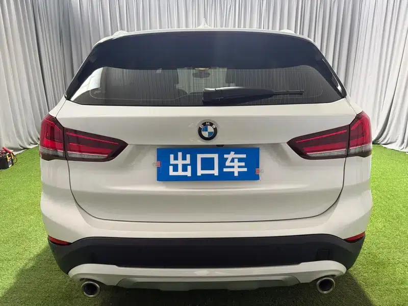 BMW X1 2022 sDrive20Li Premium — миниатюра 5