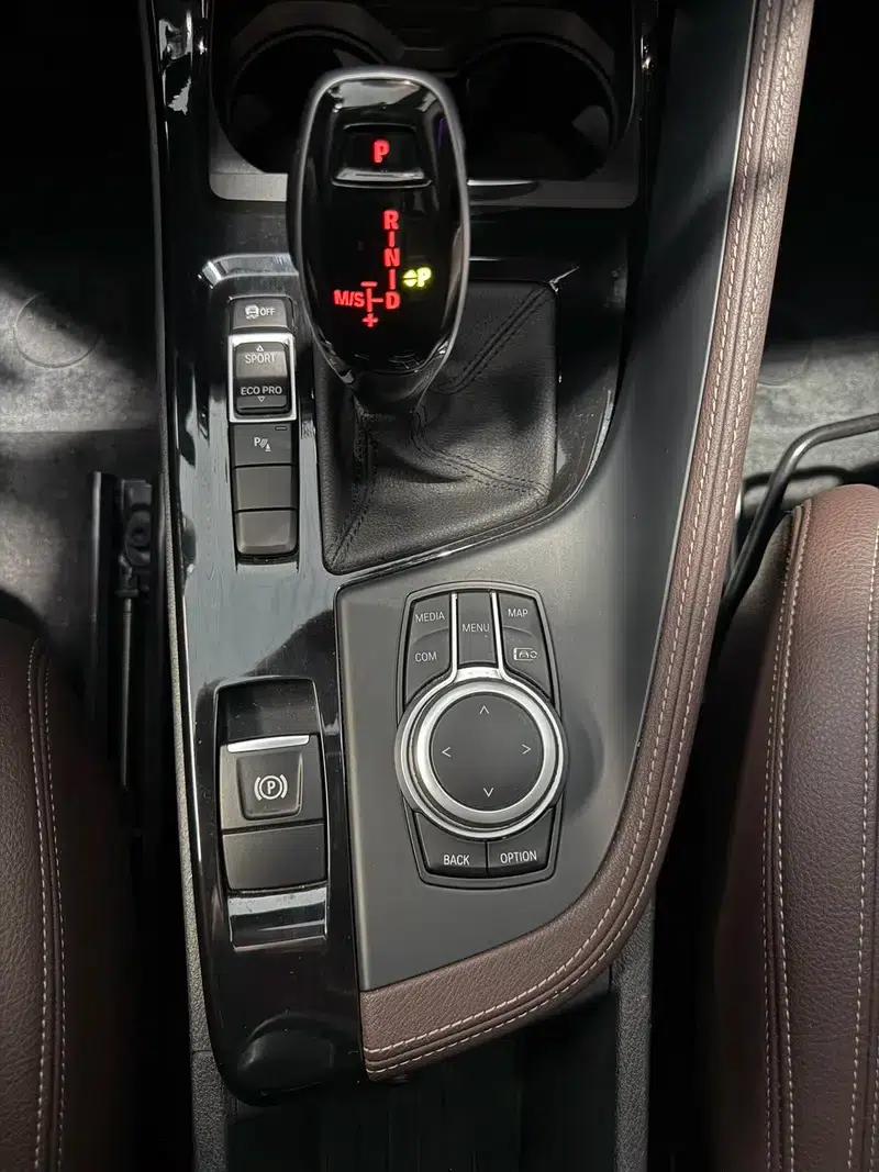 BMW X1 2022 sDrive20Li Premium — миниатюра 8