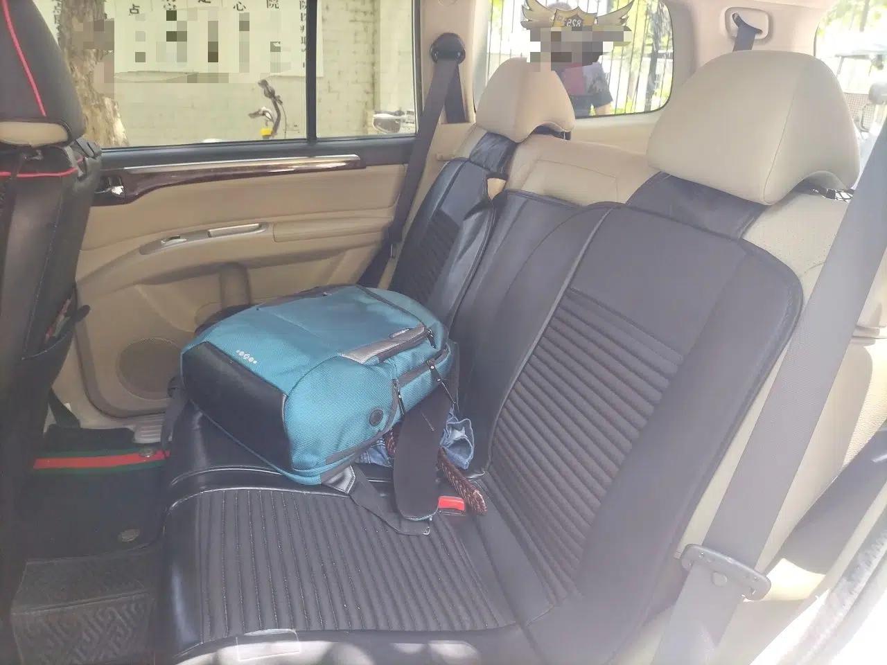 Mitsubishi Pajero Sport 2013 3.0L Automatic 4x4 Flagship Edition — миниатюра 17