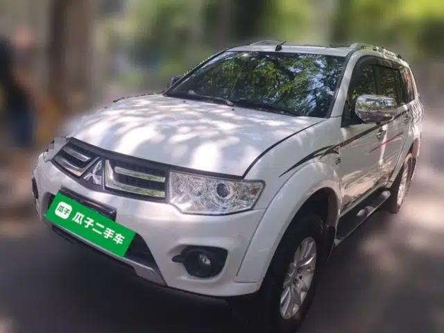 Mitsubishi Pajero Sport 2013 3.0L Automatic 4x4 Flagship Edition