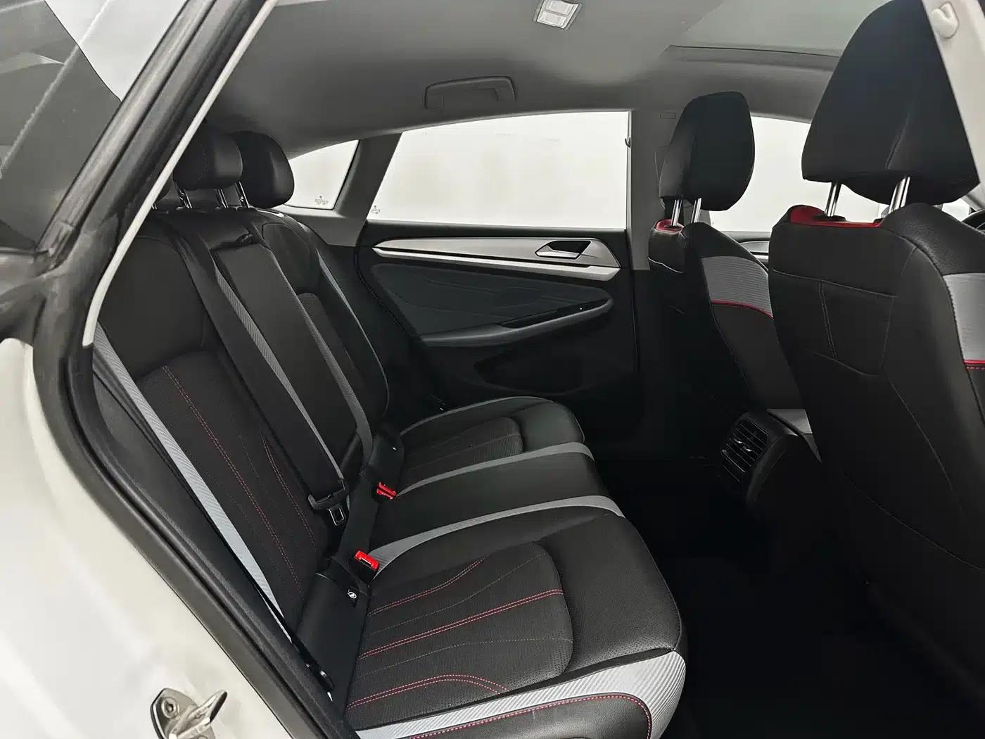 Lamando 2023 Lamando L 280TSI DSG Hot Edition — миниатюра 16