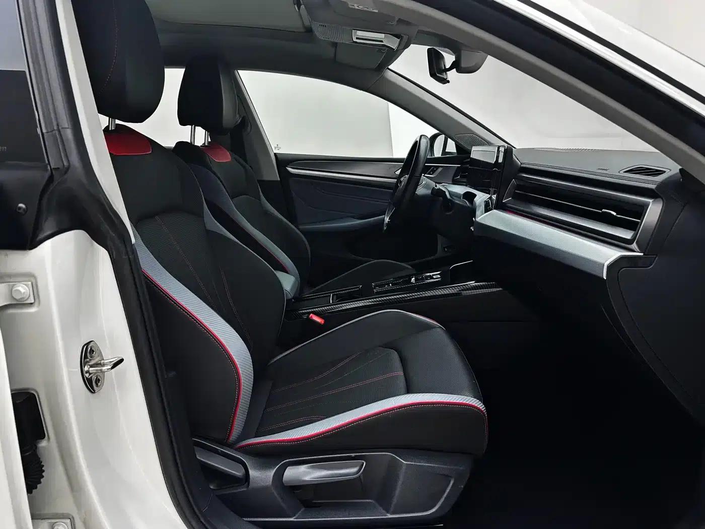 Lamando 2023 Lamando L 280TSI DSG Hot Edition — миниатюра 17