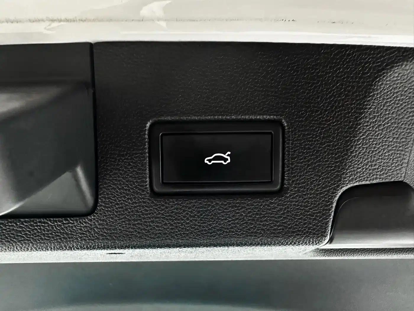 Lamando 2023 Lamando L 280TSI DSG Hot Edition — миниатюра 10