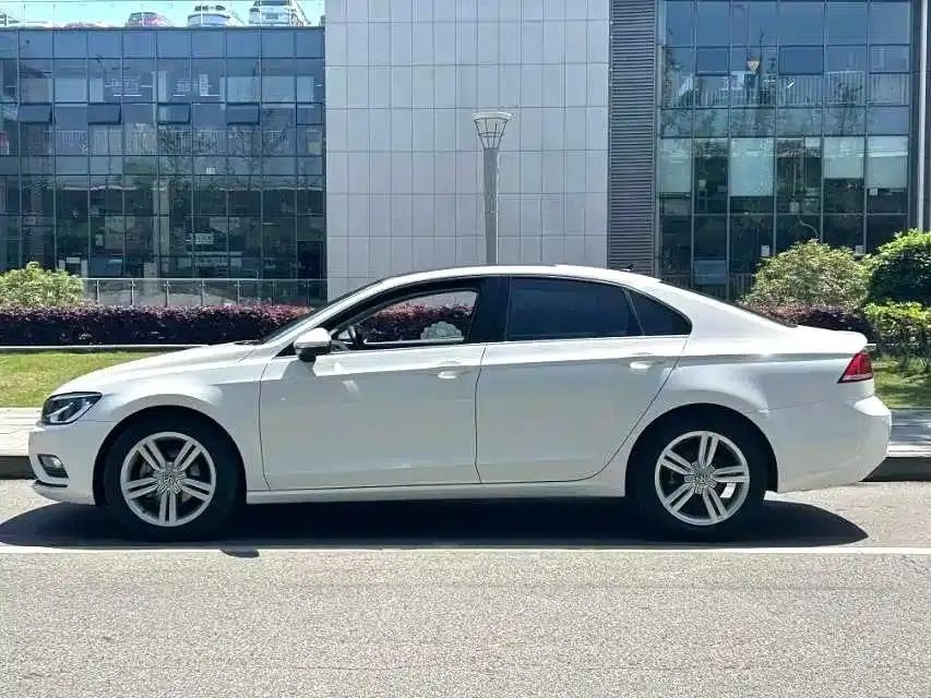 Lamando 2018 280TSI DSG Comfort Edition — миниатюра 8