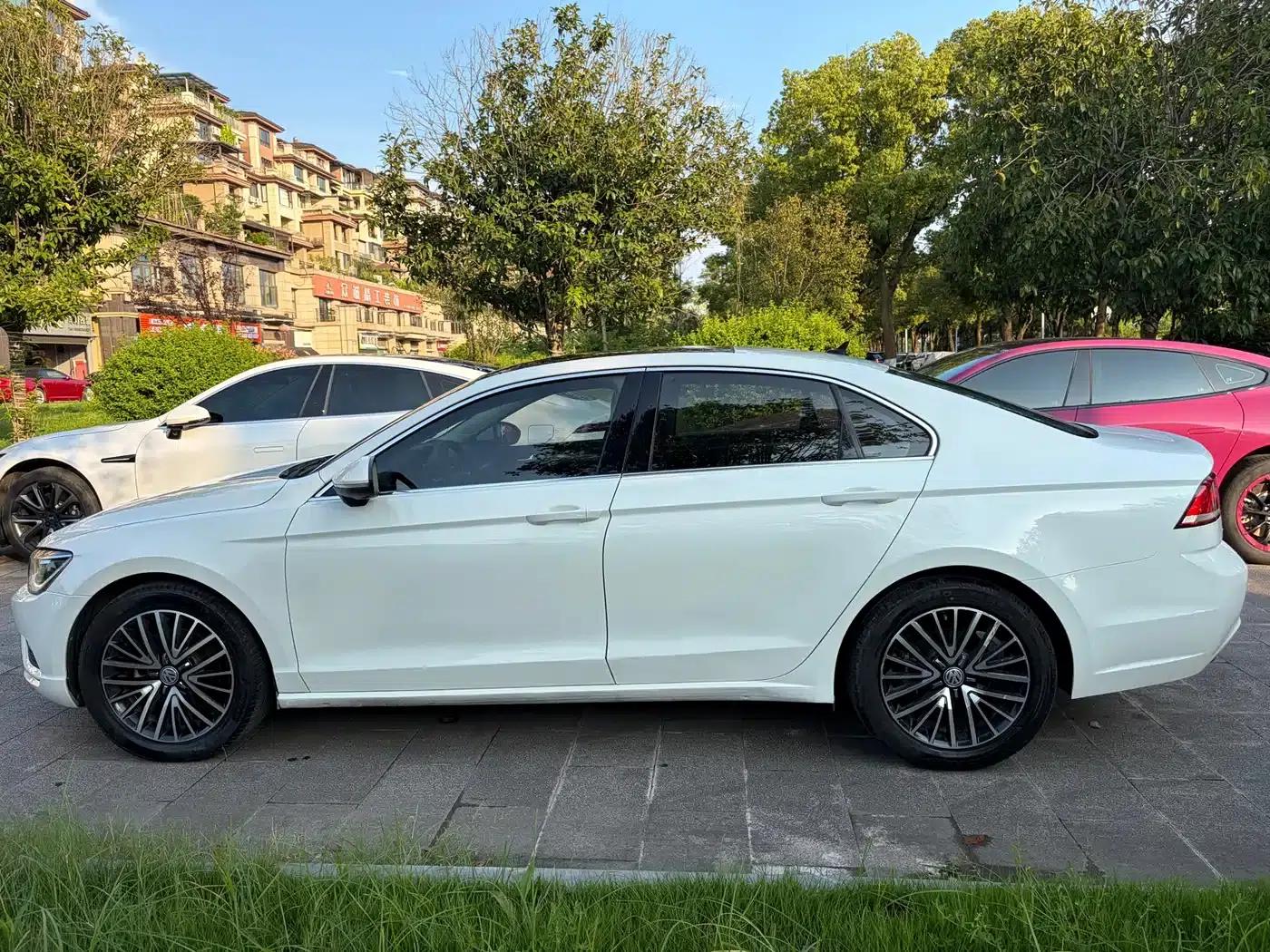 Lamando 2017 280TSI DSG Luxury Edition — миниатюра 9