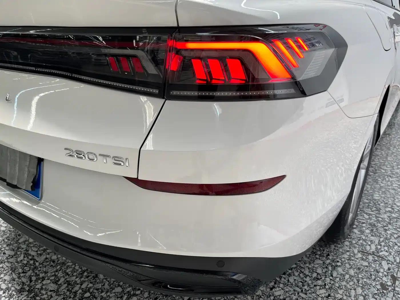 Lamando 2023 Lamando L 280TSI DSG Hot Edition — миниатюра 19