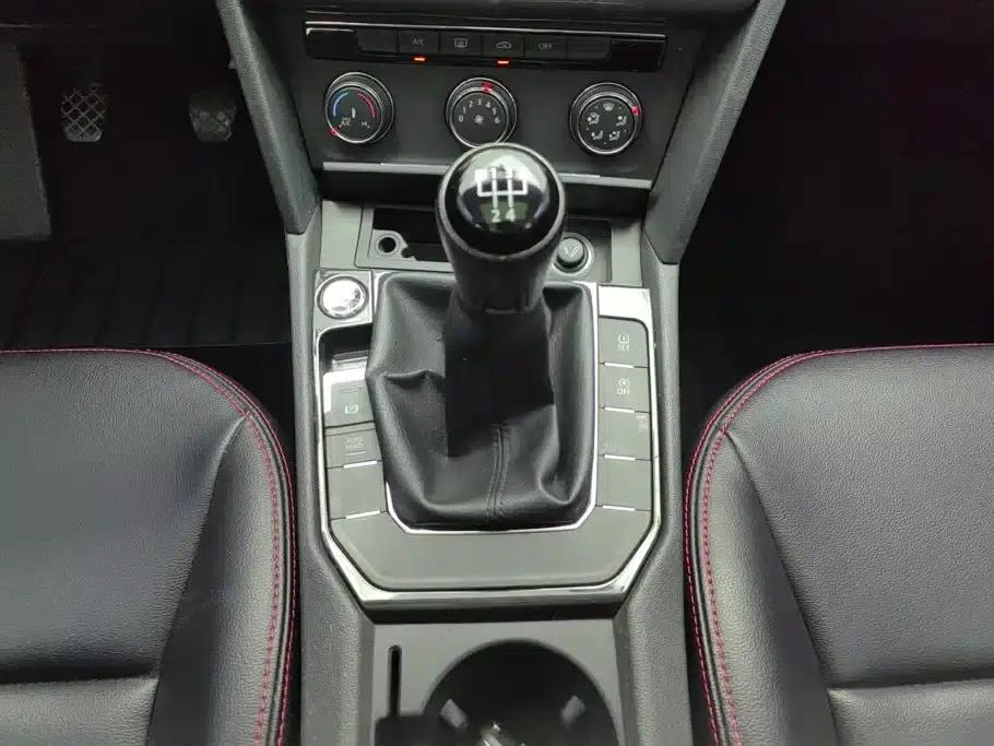 Lamando 2017 230TSI Manual Fashion Edition — миниатюра 16