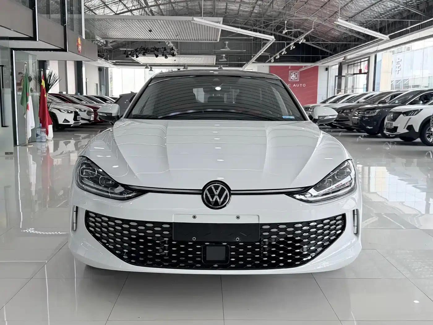 Lamando 2023 Lamando L 280TSI DSG Hot Edition — миниатюра 2