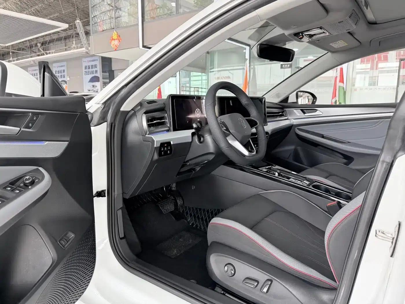 Lamando 2023 Lamando L 280TSI DSG Hot Edition — миниатюра 4