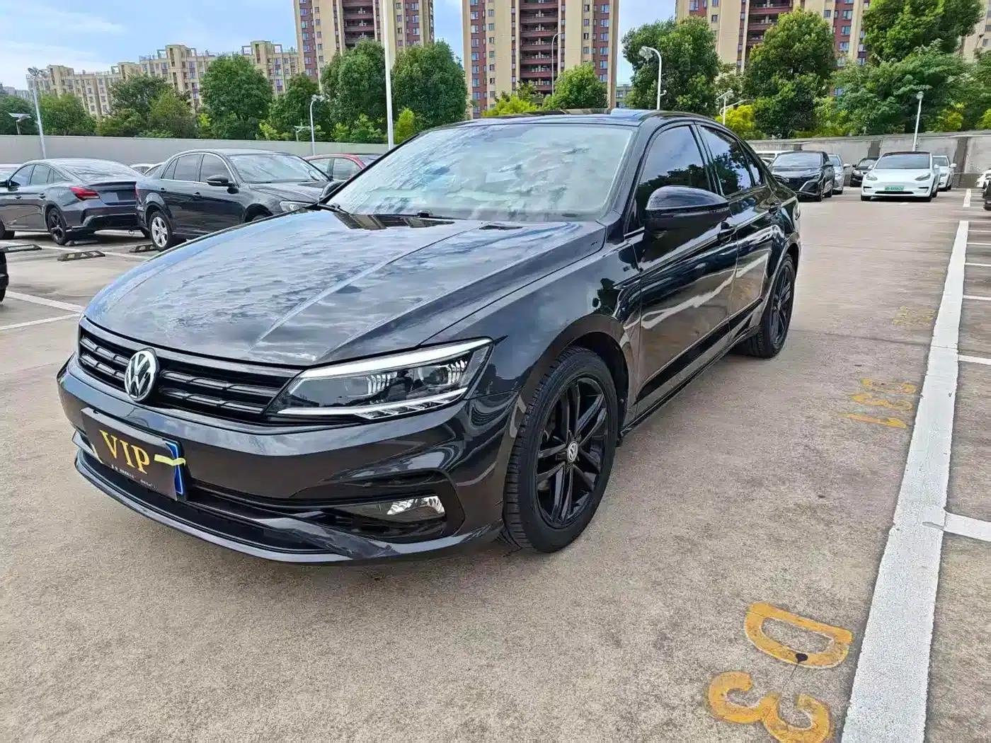 Lamando 2021 280TSI DSG Luxury Phantom Edition — миниатюра 1