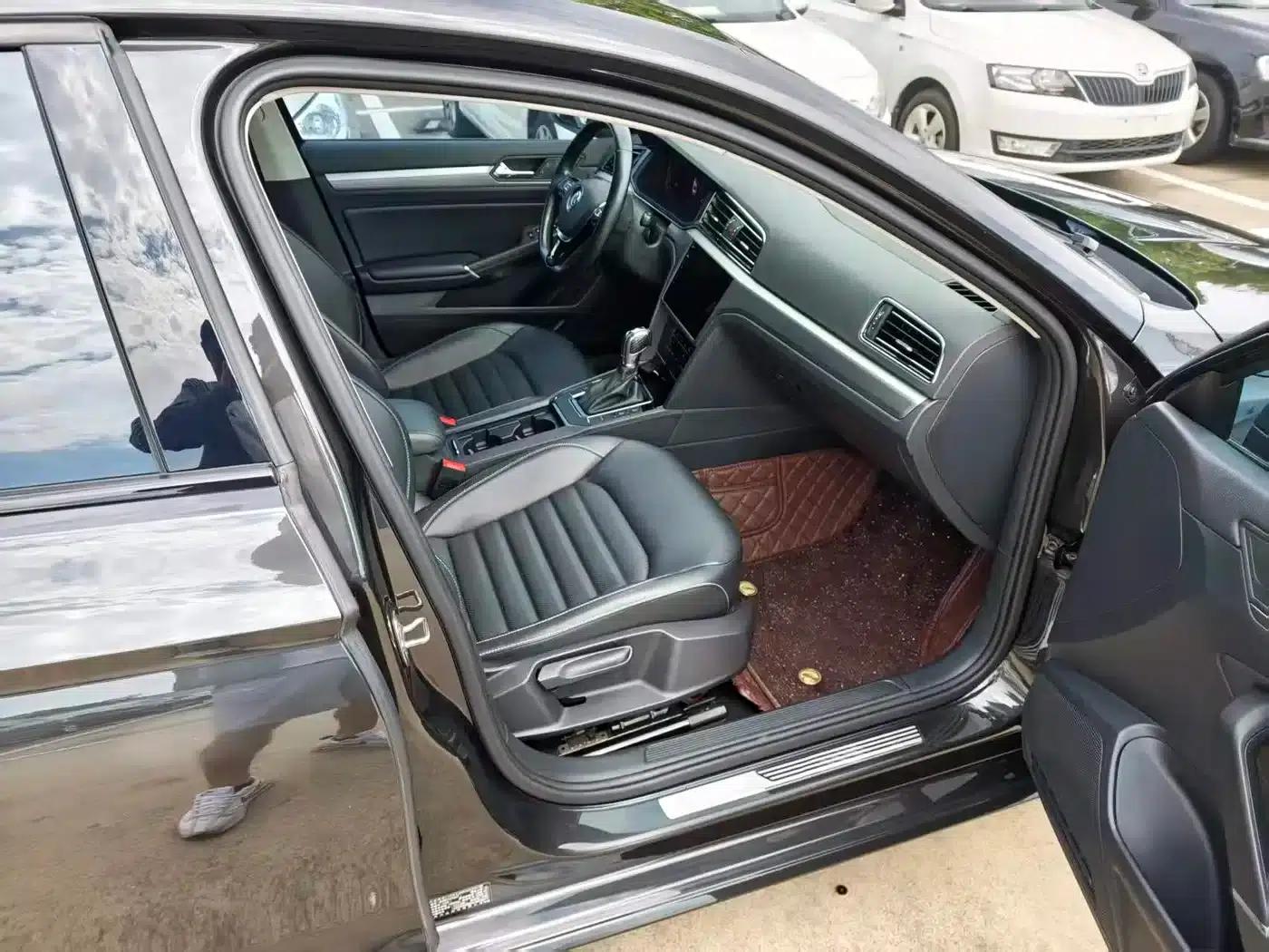 Lamando 2021 280TSI DSG Luxury Phantom Edition — миниатюра 15