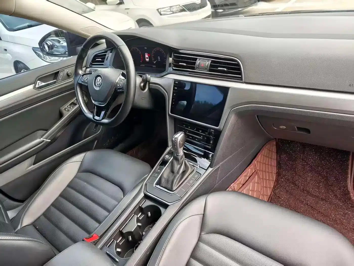 Lamando 2021 280TSI DSG Luxury Phantom Edition — миниатюра 16