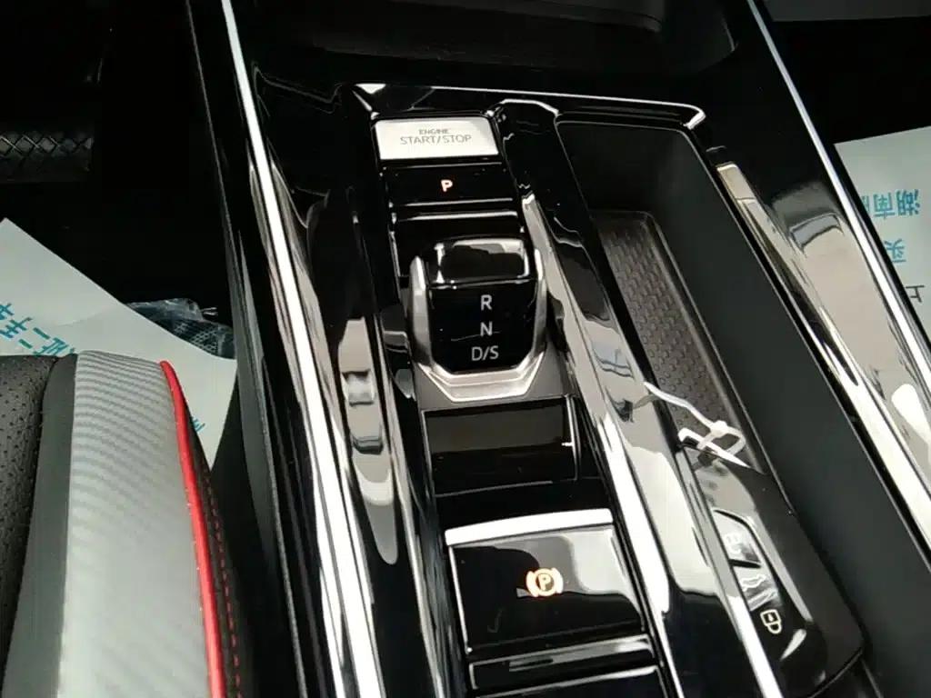 Lamando 2024 Lamando L 280TSI DSG Hot Edition — миниатюра 14