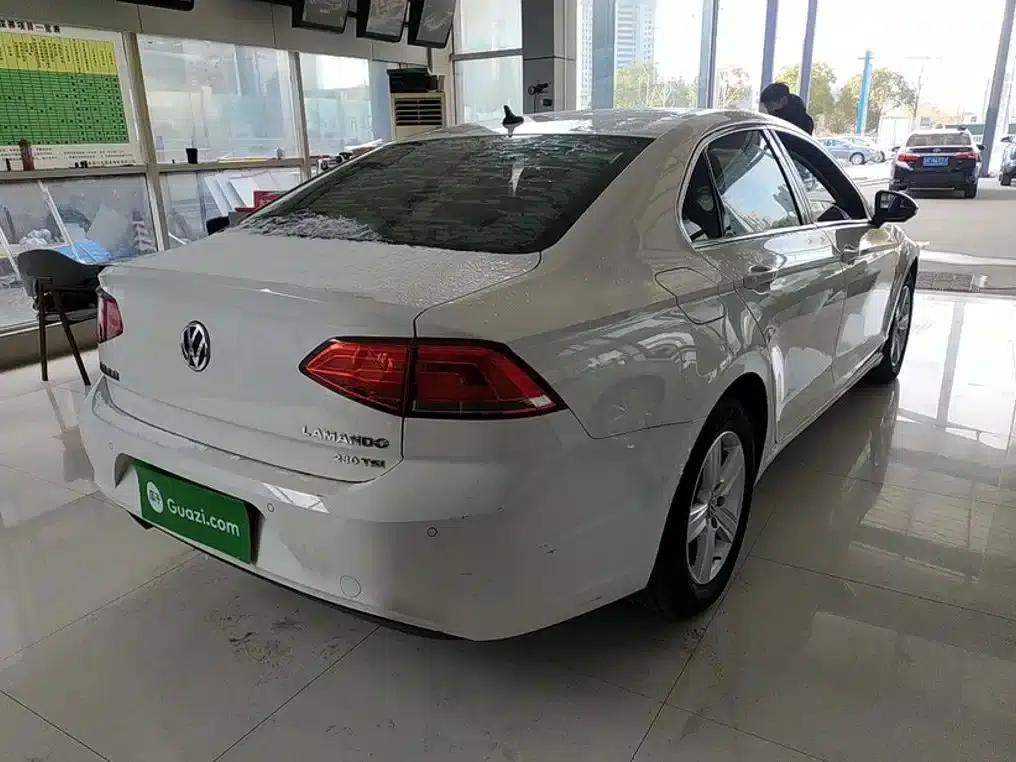 Lamando 2017 230TSI DSG Fashion Edition — миниатюра 8