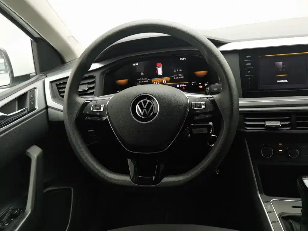 2023 Polo Facelift Plus 1.5L Automatic Enjoy Life Edition — миниатюра 11