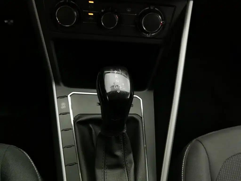 2023 Polo Facelift Plus 1.5L Automatic Enjoy Life Edition — миниатюра 13