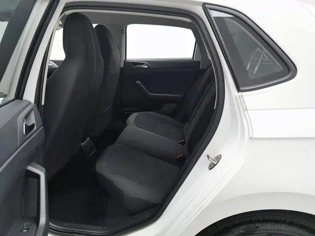 2023 Polo Facelift Plus 1.5L Automatic Enjoy Life Edition — миниатюра 15