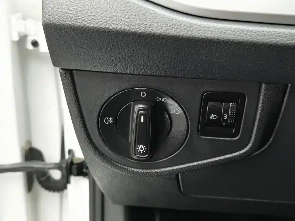 2023 Polo Facelift Plus 1.5L Automatic Enjoy Life Edition — миниатюра 21