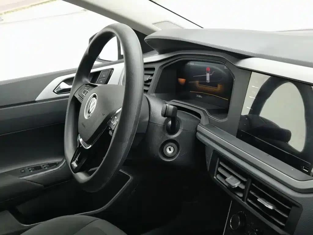 2023 Polo Facelift Plus 1.5L Automatic Enjoy Life Edition — миниатюра 22