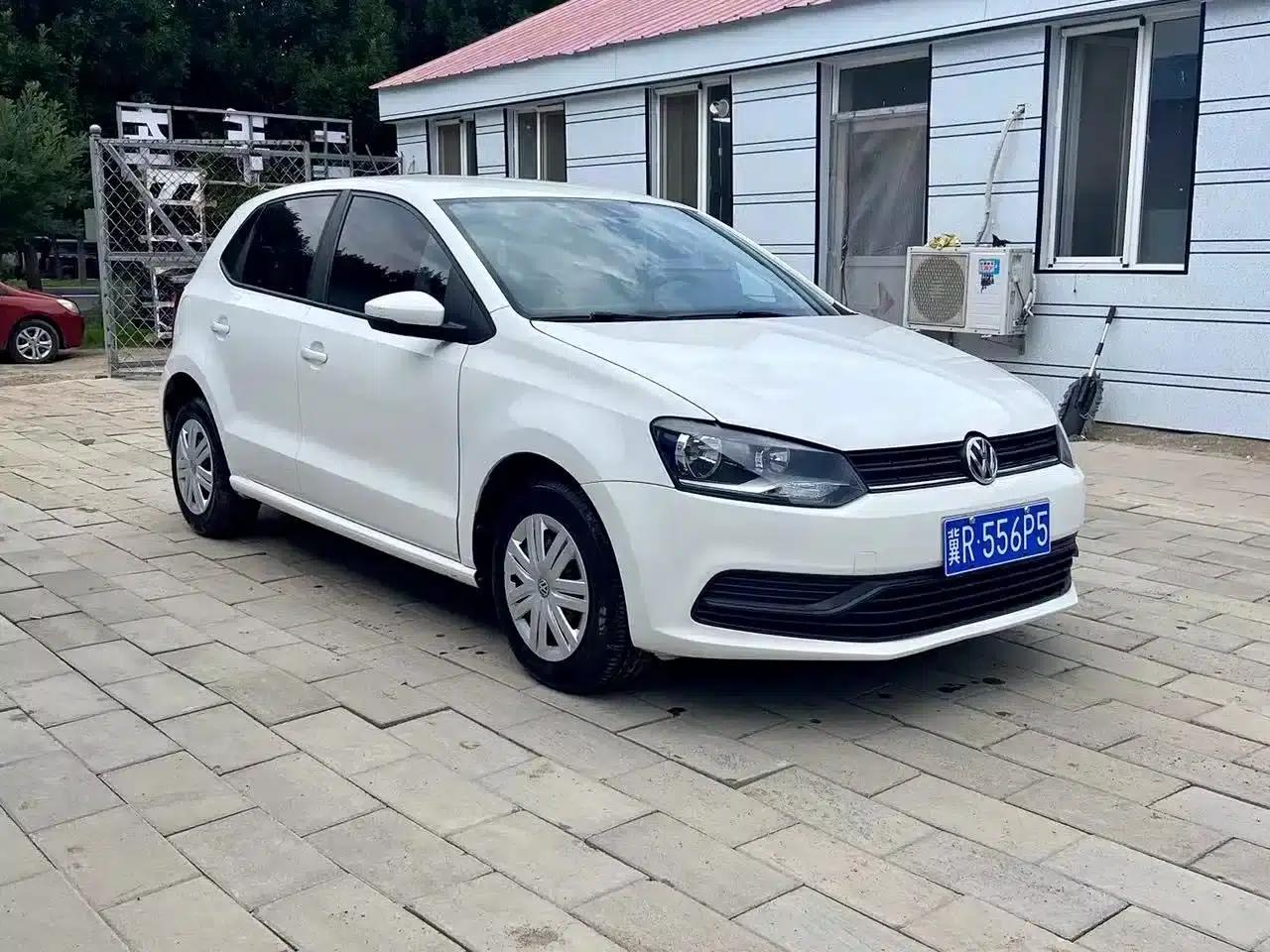 2016 Polo 1.4L Automatic Fashion Edition — миниатюра 3