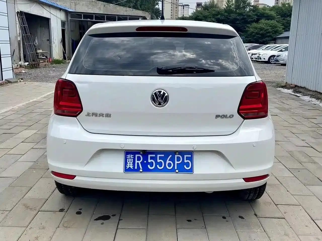 2016 Polo 1.4L Automatic Fashion Edition — миниатюра 8