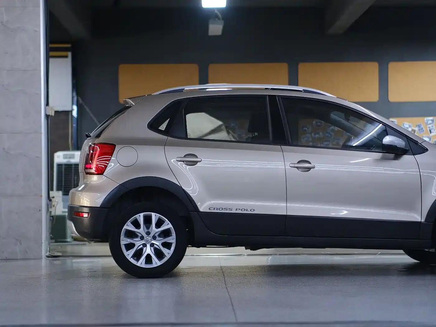 2014 Polo 1.6L Cross Polo Automatic — миниатюра 18