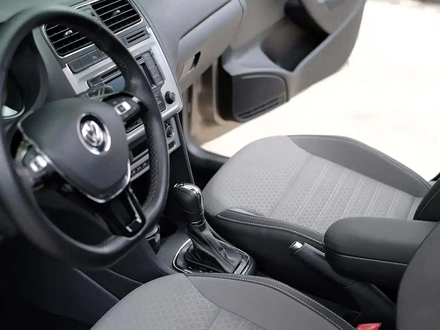 2014 Polo 1.6L Cross Polo Automatic — миниатюра 24